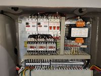 Электрошкаф токарного станка SMTCL: автоматические выключатели, контакторы, трансформатор управления и клеммы