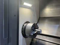 Трёхкулачковый патрон и кожух шпиндельной бабки токарного станка SMTCL серии HTC